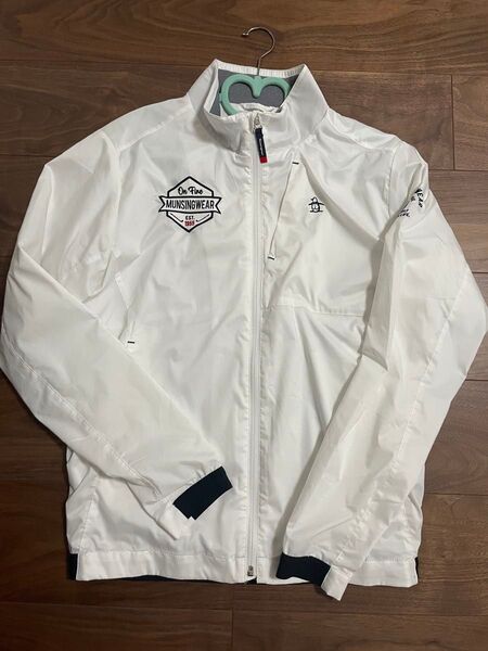 Munsingwear ホワイト レインウェア ゴルフLサイズ