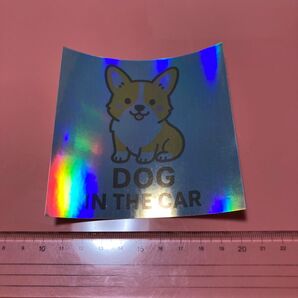 DOG IN THE CAR キラキラシール ステッカー 耐水 コーギー