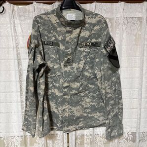アメリカ軍 ACU コンバットジャケット Mサイズ レギュラー デジタルカモ ミリタリージャケット 迷彩