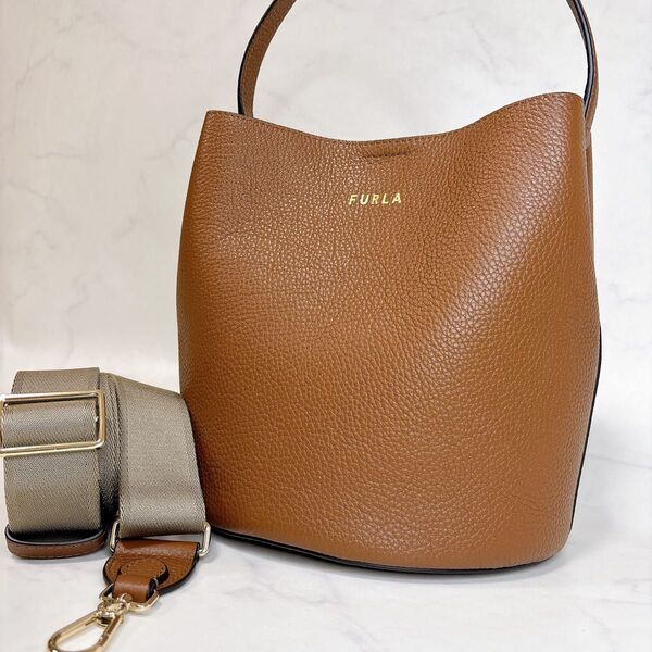 【極美品】現行品 FURLA フルラ ダナエ レザー 2WAY ショルダー ハンドバッグ