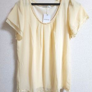 タグ付き未使用 ビーズとレースが上品 ブラウス
