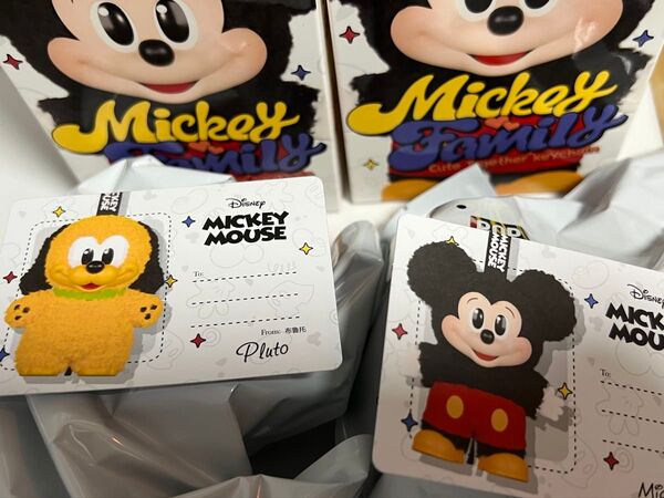 ポップマート ディズニー 限定 ぬいぐるみ キーチェーン ミッキー プルート
