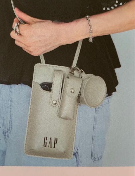 素敵なあの人8月号付録。GAPミニポーチつきスマホショルダーバッグ