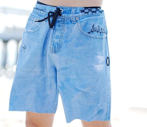 Hurley ハーレー メンズ ボードショーツ トランクス 水着 サーフパンツ ミドル丈 MBS0012000 完売モデル 新品