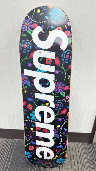 Supreme World Famous Skateboard Deck 8.25