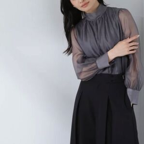 NATURAL BEAUTY BASIC ハイネックボリュームシアーブラウス S