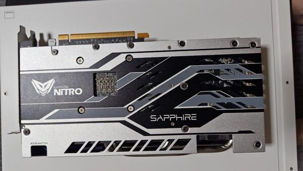 SAPPHIRE NITRO+ RADEON RX 570 4G 動作確認済品