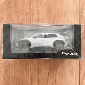 トヨタ bZ4X ダイキャスト製ミニカー 非売品