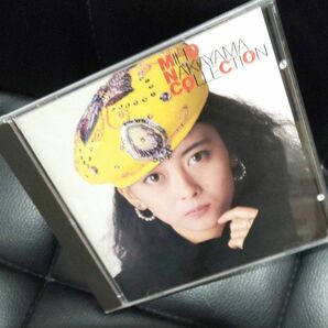 コレクション/中山美穂ベスト 貴重なオリジナル規格品番、CD:K32X 200。1987年廃盤CD ジャケットは篠山紀信が撮影