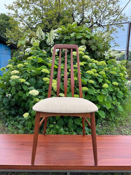 北欧家具 チーク材 ダイニングチェア