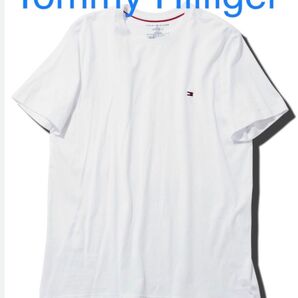 新品未使用 Tommy Hilfiger 刺繍ロゴTシャツ