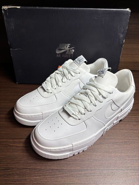 ナイキ ウィメンズ エアフォース1 ピクセル ほぼ未使用 size27.5㎝