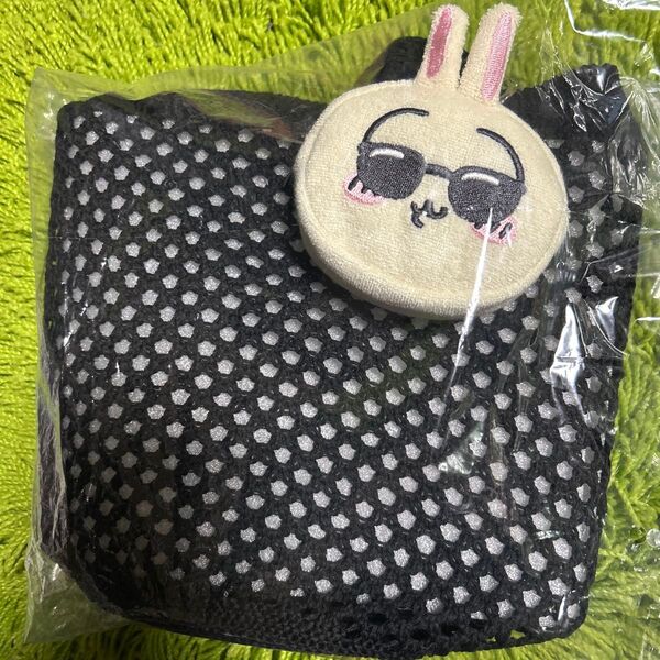 ちいかわ GU ポーチセットバッグ うさぎ Tシャツ くつ下 ぬいぐるみ アクリルスタンド チャーム ステッカー マスコット