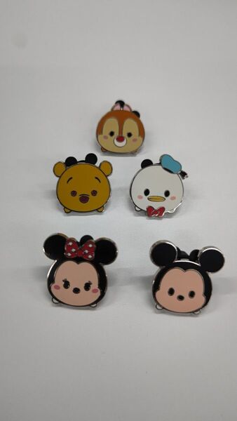 ディズニーパーク ツムツム ピンバッジ5個