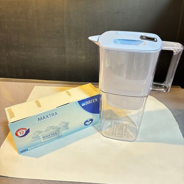 BRITA ポット型浄水器 新品カートリッジ2個付き