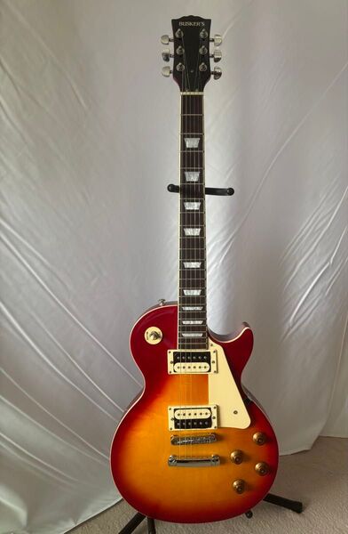 美品 BUSKER'S BLS300レスポールタイプ サンバースト 弦 新品