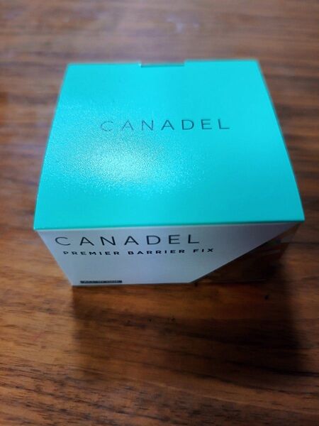 【お値下げ】カナデル CANADEL プレミアバリアフィックス 58g