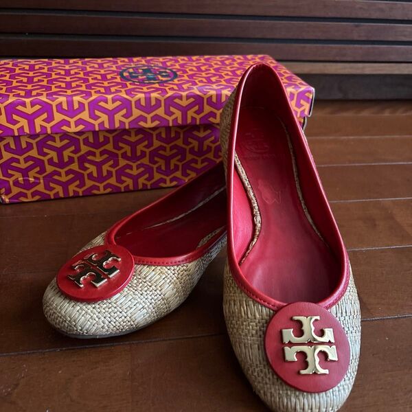 TORY BURCH フラットシューズ レッド ゴールド ベージュ