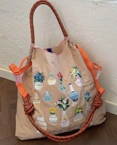 ショルダー紐付き 花瓶柄 花柄 刺繍バッグ エコバッグ トートバッグ ボールアンドチェーンロゴ刺繍 ベージュ 綺麗