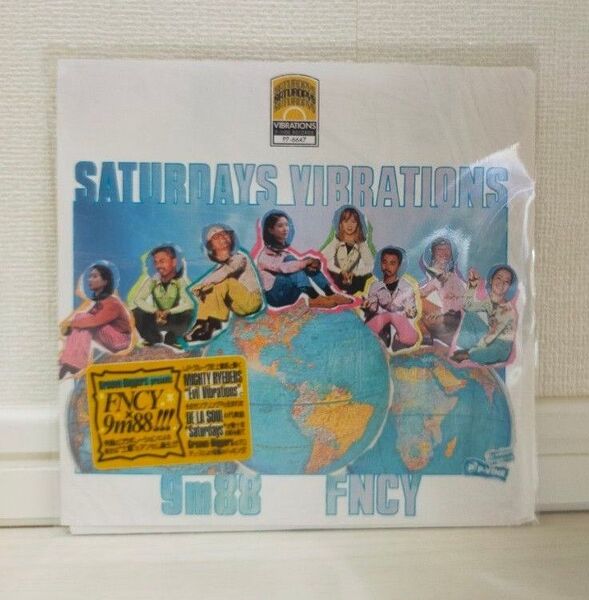 FNCY / SATURDAYS VIBRATIONS EPレコード 7インチ