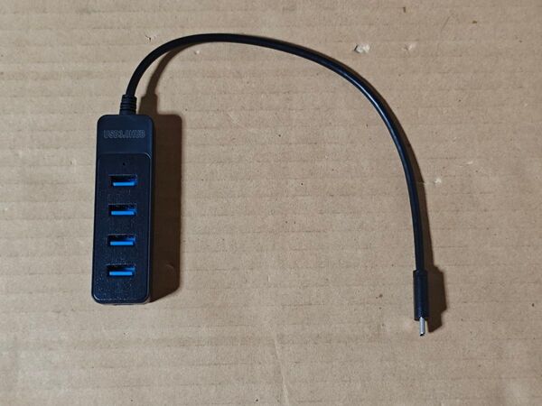 USB3.0 Type‐C 4ポートハブ