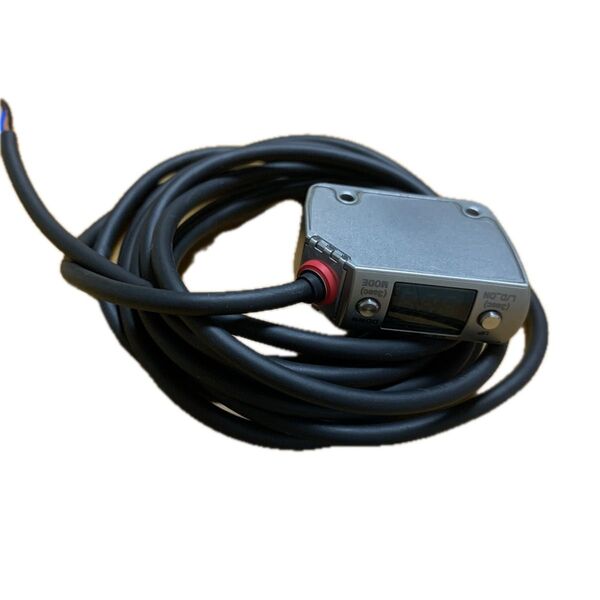 KEYENCE LR-ZB250AN アンプ内蔵型CMOSレーザセンサ