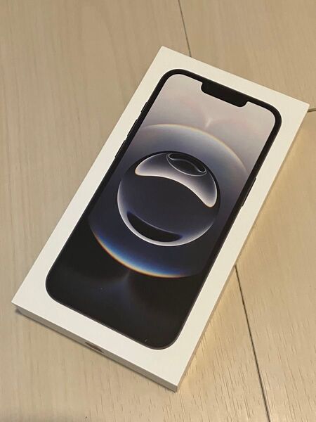 【新品未開封】iPhone16e 128GB SIMフリー Black ブラック Appleストア版 一括購入 残債なし