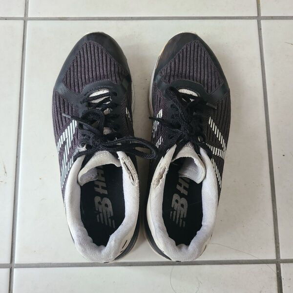 New Balance ランニングシューズ ブラック 23cm