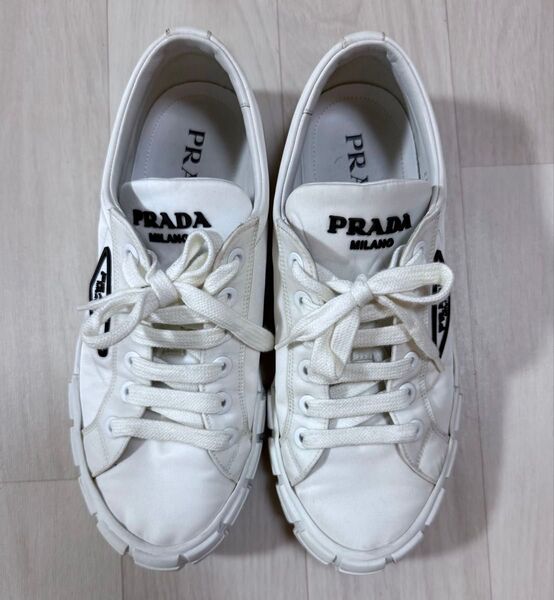 美品 PRADA プラダ ホイールカセッタ スニーカー 26.5cm UK7.5