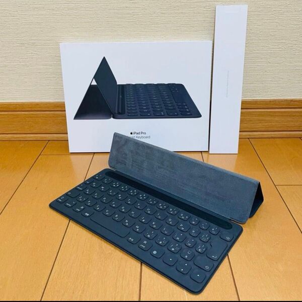 【新品同様品】iPad Smart Keyboard Folio A1829 スマートキーボード フォリオ