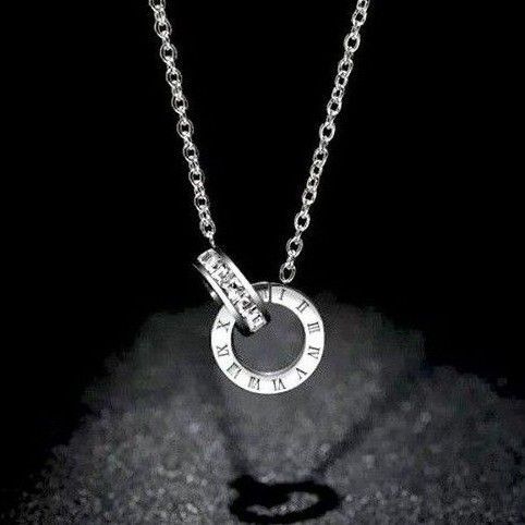 ダブル リング ジルコニア シルバー ネックレス サージカルステンレス ローマ英字 新品