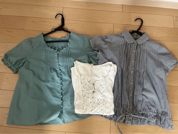 半袖ブラウス、Tシャツ 3枚