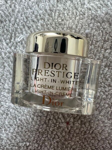 Dior プレステージホワイトラクレームルミエール5ml