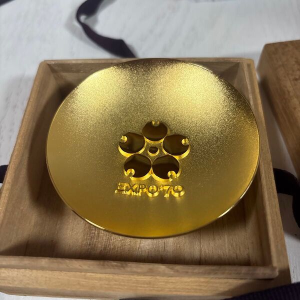 EXPO 70 大阪万博 記念品 金杯 木箱付き
