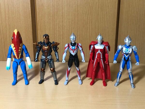 ウルトラアクションフィギュア ウルトラマンオーブ セブン Z ジャグラスジャグラー メトロン星人 バンダイ