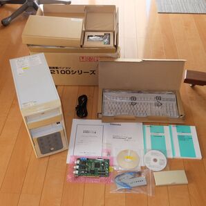 箱付き 東芝 産業用パソコン PC FA2100S E5 model 330 TYPE UE5A2 RAS機能あり SHU9234