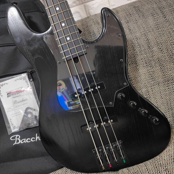 Bacchus WL-434 ACT ALLBLACK JAZZ BASS バッカス ジャズベース ブラック