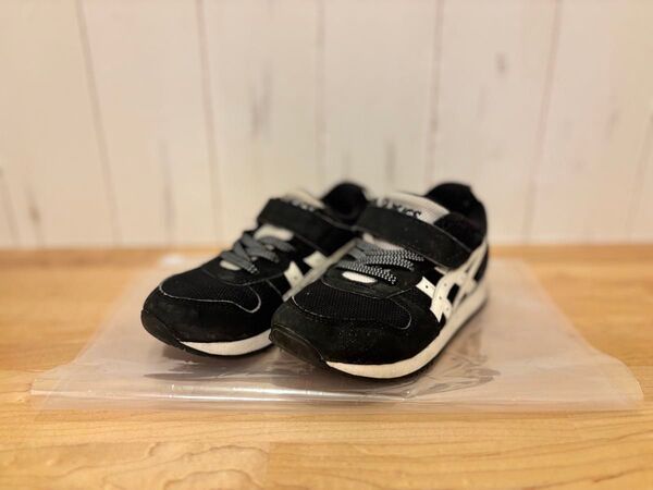 アシックス スニーカー17センチ
