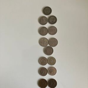 すごく珍しい旧コインです! 韓国 旧10ウォン、50ウォン、100ウォン硬貨 まとめ売り 分かる人しか分からないだろうなぁ〜