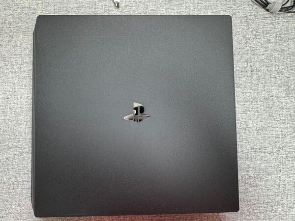 Playstation4 pro CUH-7100B