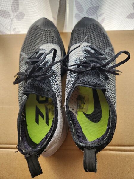NIKE エアズームテンポネクスト% used 26㎝