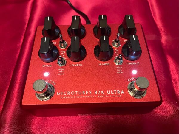 Darkglass Electronics B7K Ultra v2 with Aux In Limited Red
