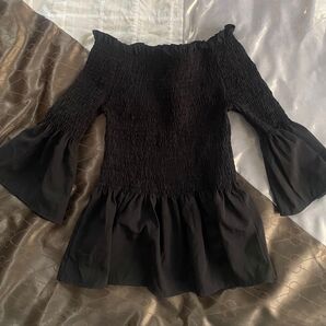 【美品】黒 ブラック 肩たし可能 ブラウス♪ S又はMの方に◎