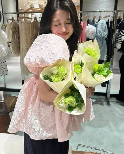 最終下げ!ラスト1点!Bibiy EMILY PUFF TOP
