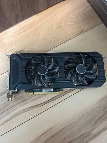 GeForce GTX1070TI グラフィックボード