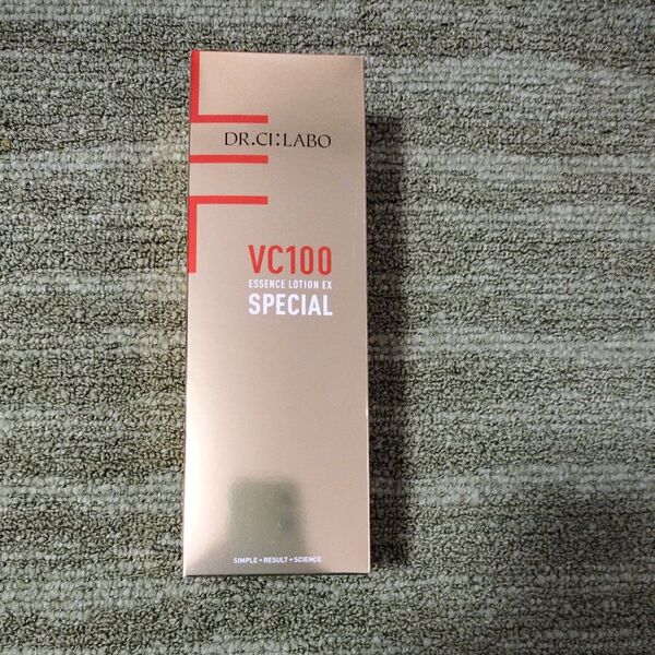 【DR.CI:LABO】ドクターシーラボVC100 エッセンスローションEX スペシャル ポンプタイプ 285ml