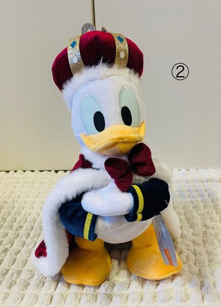 ②ドナルド誕生日記念ぬいぐるみ DONALD THE KING BIRTHDAY 王様ドナルド キングドナルド ディズニー