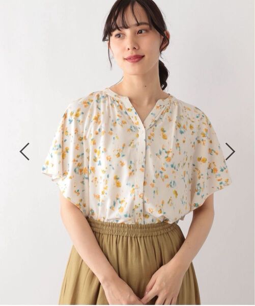 新品 未使用 タグ付き さらさらリラックスプリントブラウス半袖 オレンジペイント Lサイズ
