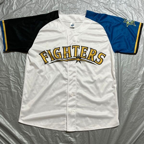 北海道日本ハムファイターズ レプリカユニフォーム メンズLサイズ 非売品 ベースボールウェア シャツ プロ野球 応援グッズ