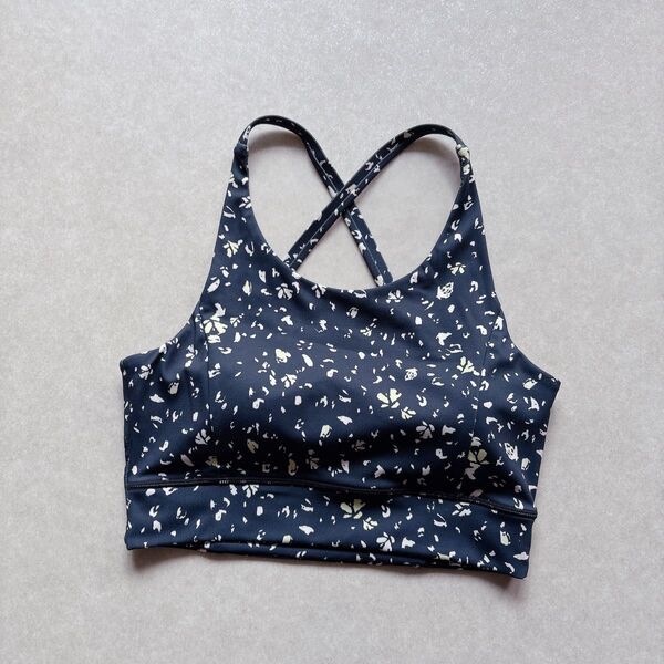 emmi yoga エミヨガ▼ヨガウェア ブラトップ バッククロス▼ネイビー 小花柄▼2023AW 近年モデル
